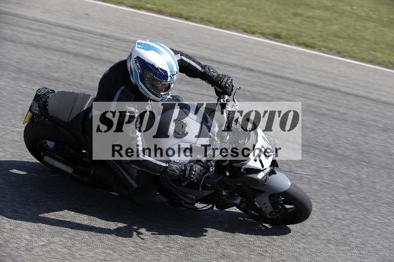 /45 10.08.2025 Plüss Moto Sport ADR/Freies Fahren/784